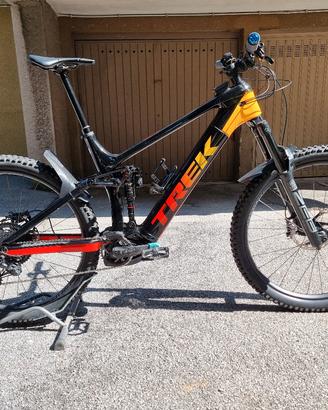 TREK RAIL 9.8 XT _ XL