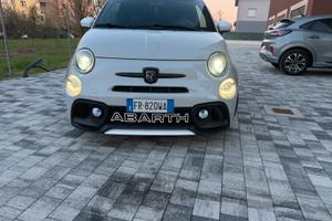 Abarth 595 220 cv