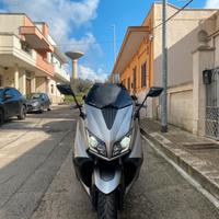 Yamaha T-Max Iron Max 530 2016