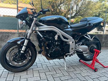 Triumph speed triple 955