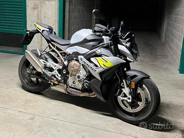 BMW S1000R