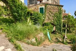 RUSTICO A DIANO SAN PIETRO