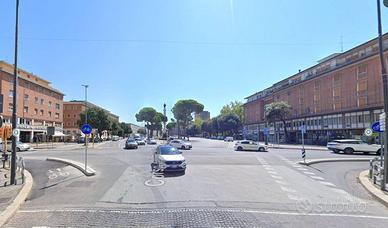 Attività / Licenza di 66 m² con 3 locali a Forlì