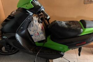 Aprilia sr fari tondi