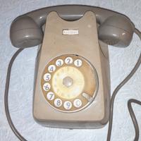 telefoni da tavolo e da muro vintage
