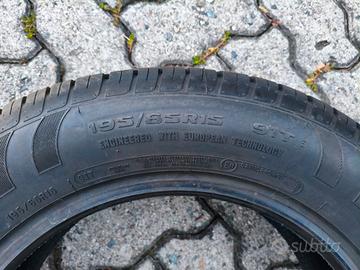 4 pneumatici estivi Avon ZT5 – 195/65 R15 91T