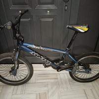 BMX PROFESSIONALE 