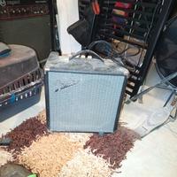 Amplificatore Fender Rumble 