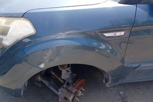 KIA SOUL 2011 PARAFANGO ANTERIORE SX