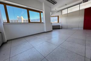 Uffici commerciali su richiesta