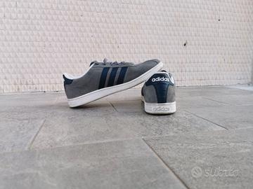 Adidas sneaker grigie