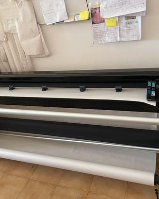 Plotter stampa cartamodelli e macchine da cucire