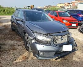 Honda Civic 4DR 1.5 turbo benzina 2020 incidentata