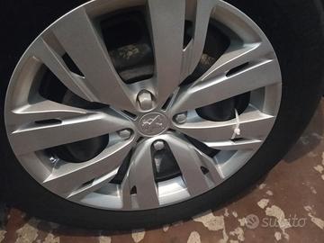 Peugeot copri cerchi 15 nuove 