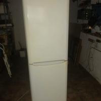 Frigorifero Indesit combinato