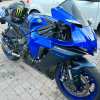 Yamaha r1 2023