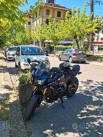 Yamaha Fz1 con accessori 