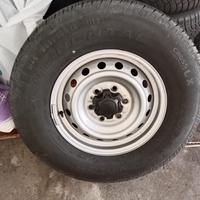Gomme e cerchi Ford Ranger 16” in acciaio