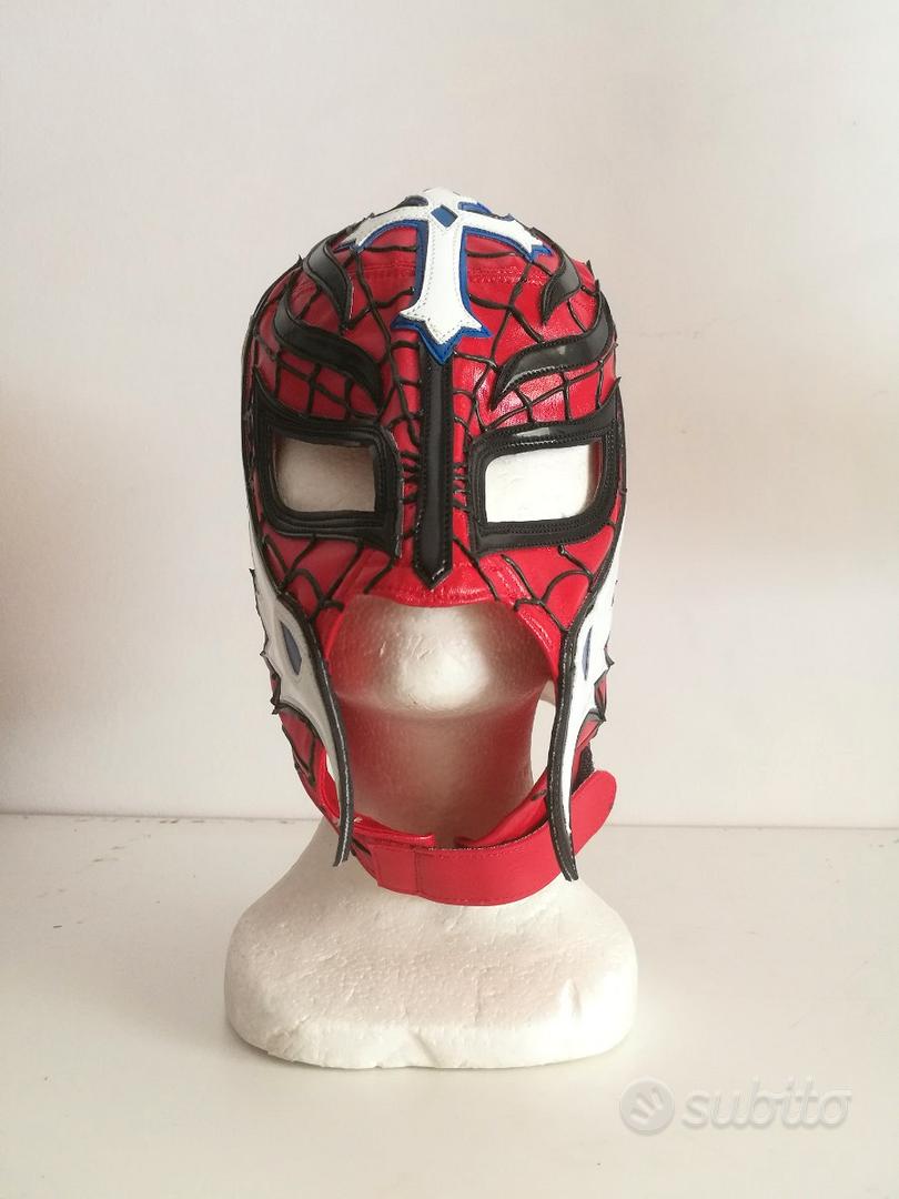 Rey Mysterio maschera Spiderman autografata wwf - Collezionismo In vendita  a Brindisi