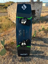 Lacuna React V2 139x42 Tavola Kitesurf TwinTip