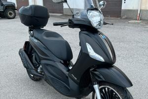 Beverly 300 - 2020 modello Police