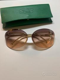 Occhiali da sole unici con stellina di brillantini