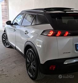 PEUGEOT 2008 GT LINE DIESEL 130 CV TETTO AUTOMATIC