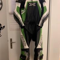 Tuta in pelle da moto divisibile