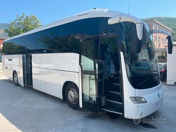 Autobus turistico Iveco 389