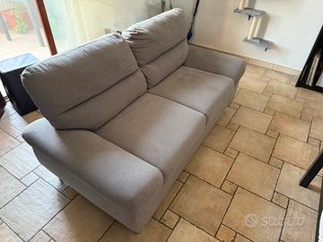 Divano 2 posti seduta largha