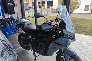 Yamaha Tracer 9 Y-AMT 2026 KM 0