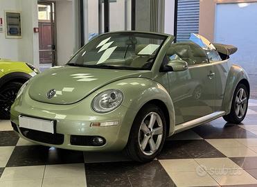Volkswagen New Beetle 1.6 Cabrio automatica