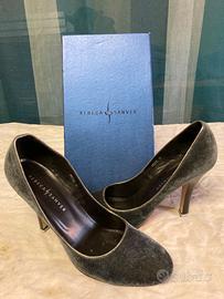 Scarpe Rebeca Sanver in velluto scuro tg. 40