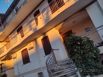 Appartamento al primo piano a Villapiana Lido