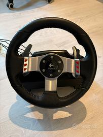 Volante logitech G27 con pedaliera e cambio