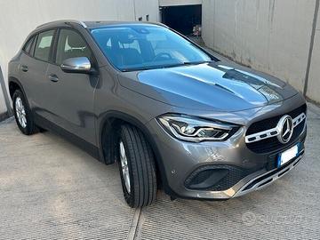 Mercedes-benz GLA 180 d Automatic Business Extra