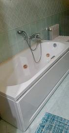 Vasca idromassaggio Jacuzzi