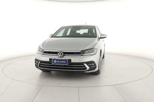 VOLKSWAGEN Polo VI 2022 - U28954