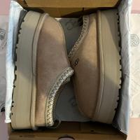 UGG Tazz Platform - Color Mustard Seed