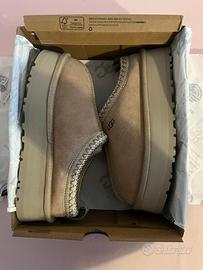 UGG Tazz Platform - Color Mustard Seed