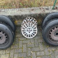 Cerchi Gran  punto 15" con gomme