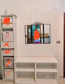 Mobile TV + libreria + specchio ingresso IKEA