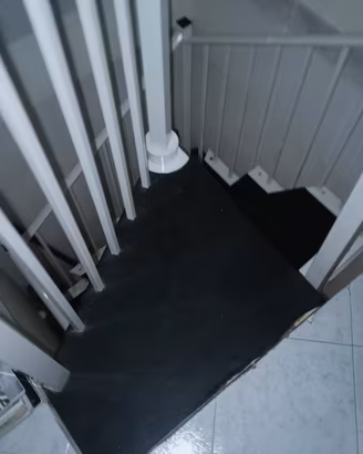 SCALA A CHIOCCIOLA SALVASPAZIO - BIANCA E NERA -