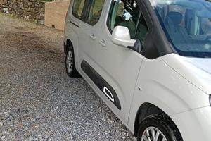CITROEN BERLINGO XL S&S FEEL 130cv