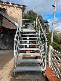 Scala in ferro zincato
