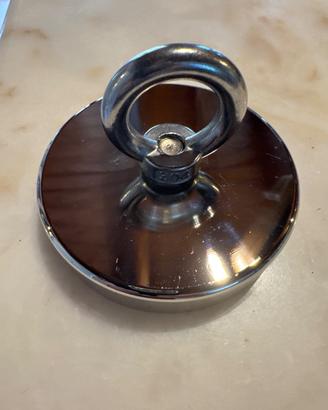 Magnete forte