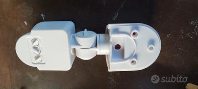 pir sensore movimento accensione luci crepuscolare