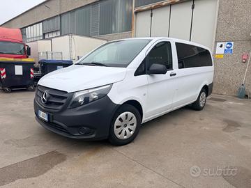 Mercedes Benz Vito 114 Mixto 5 posti