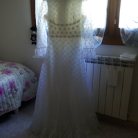 Abito da sposa vintage pizzo floreale e stola