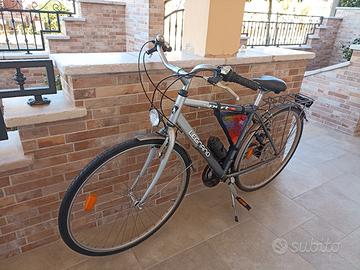 coppia di city bike Legnano.